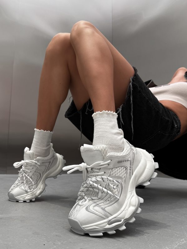 Kreet White