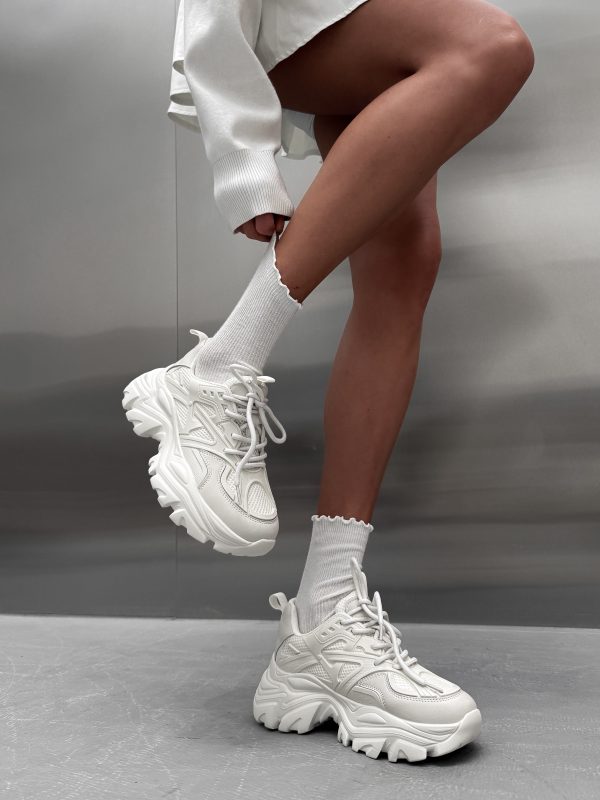 Eight Creamy White